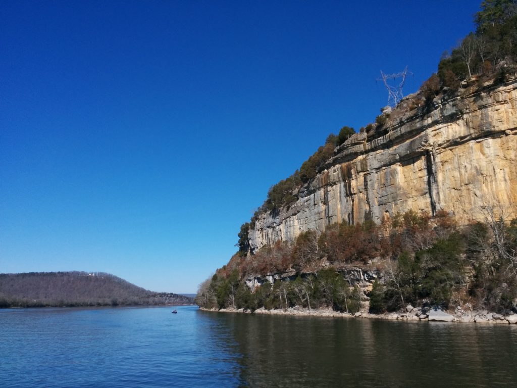 Tennessee River Cliffs